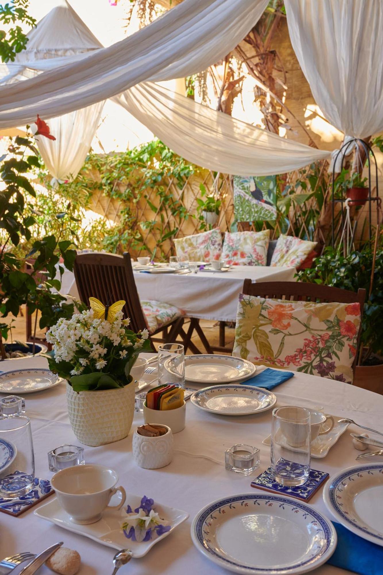 Botanica B&B Xagħra Exteriör bild